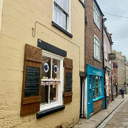 One Over Eight - Luxury One Bed